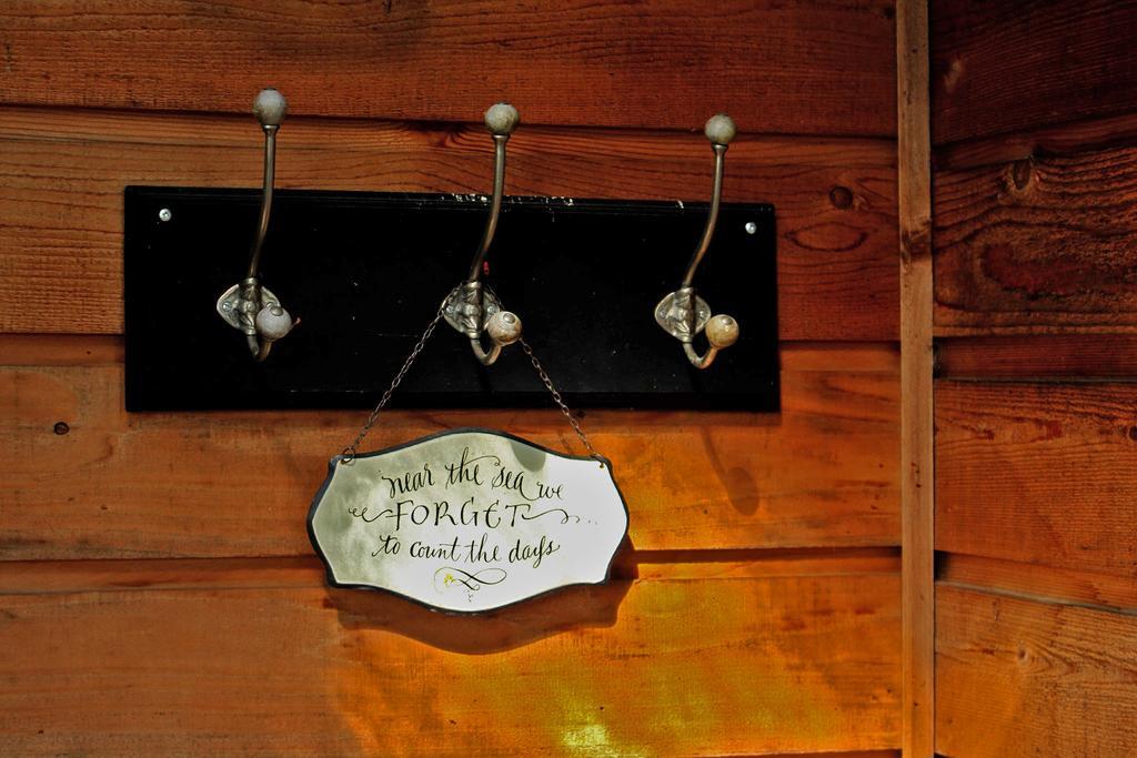 Thistle Dew Cottage Ganges Exterior photo