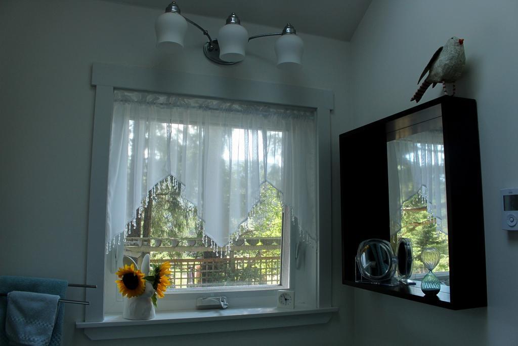 Thistle Dew Cottage Ganges Exterior photo